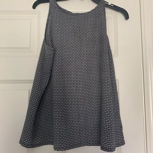 Black and white patterned old navy tank top!